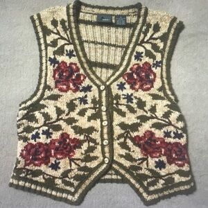 Floral Knit Sweater Vest